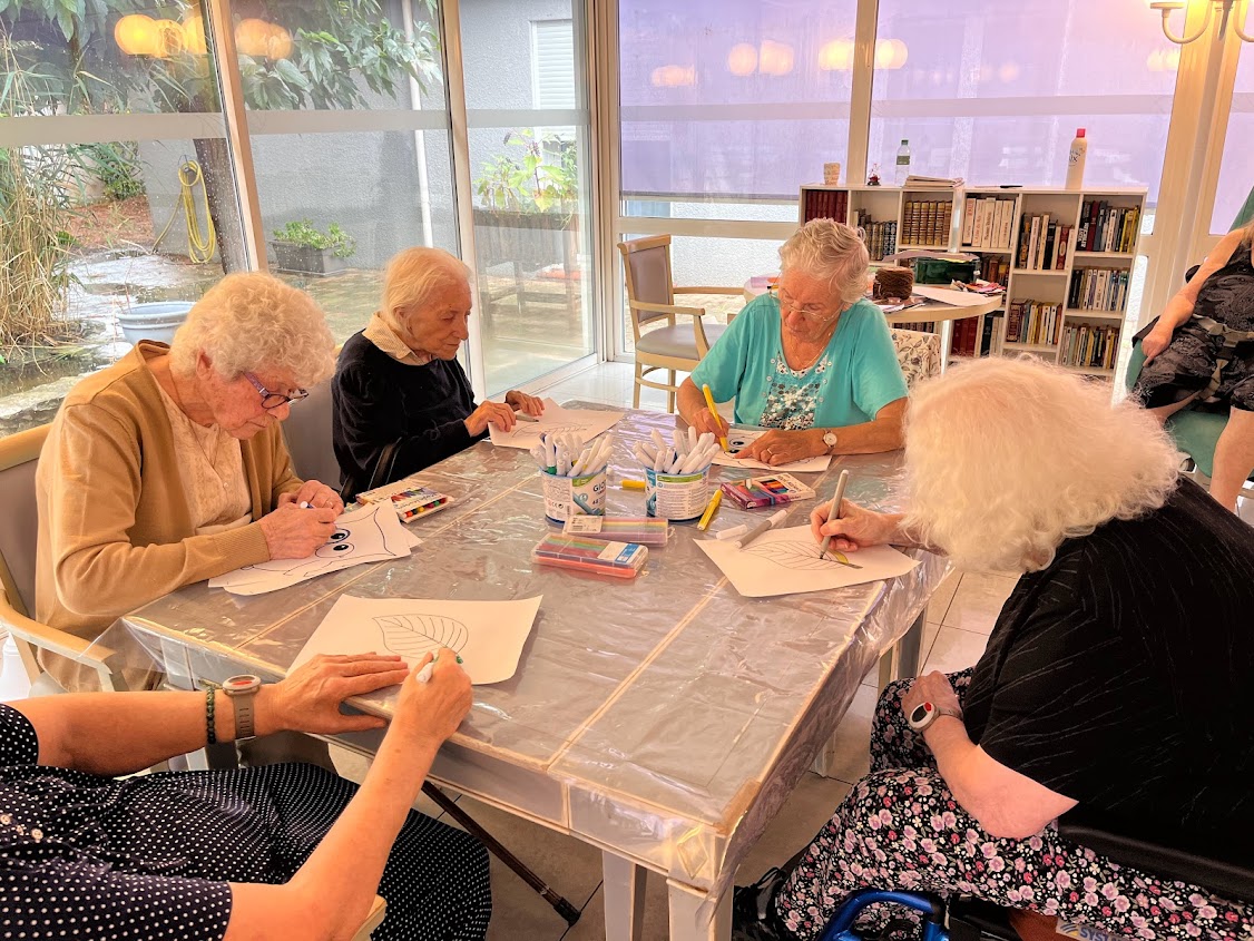 cadre de vie confort chez Lo Portanel EHPAD à Saint-Marcel-sur-Aude