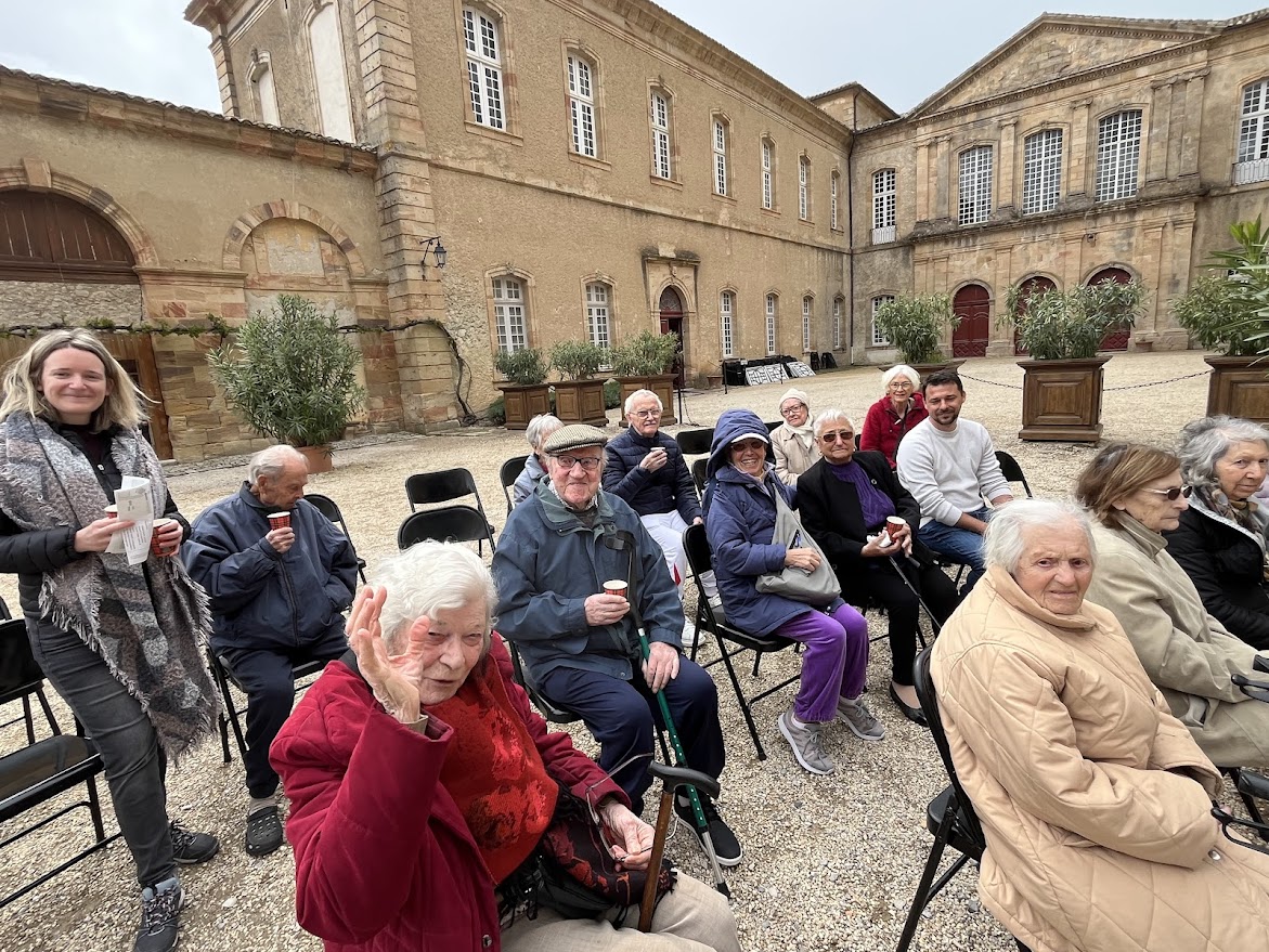 Ateliers extérieurs pour Lo Portanel EHPAD à Saint-Marcel-sur-Aude