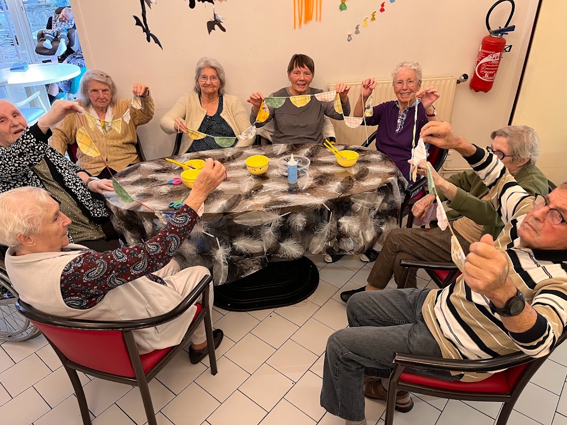 Moments conviviaux à Saint-Marcel-sur-Aude EHPAD Lo Portanel